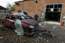 V ruskem raketnem napadu ubita najstnica. Rusija obtožuje Francijo podžiganja vojne.