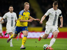 V živo: Karničnik sprožil prvi strel Slovenije, Švedi brez večine najboljših