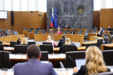 DZ potrdil proračuna za prihodnji dve leti