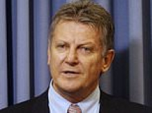 Ivan Milat's archnemesis - policeman Clive Small, credited with catching the backpacker killer - dies aged 79