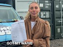 Bonnie Blue FAKES Australian government document claiming she can enter Australia