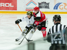 Jeseničani gostijo soseda z lestvice