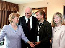 Liz Cheney's ruthless betrayal of her lesbian sister resurfaces as siblings are seen at funeral of their dad... who coldly chose one over the other