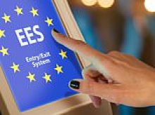 'Pure chaos' at EU borders as new entry/exit system delays mean missed flights and 'crowds ready to erupt'