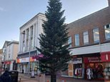 Fury over seaside town's threadbare 'Temu' Christmas tree 'that looks like it's been on the fat jabs'