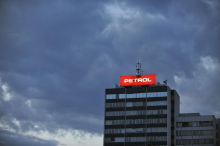 Deset odstotkov višji čisti dobiček Petrola:. Berger: Močan vpliv regulacije cen goriv ostaja.