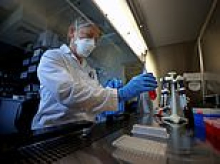 American becomes world's first person to die from virus strain never seen in humans before