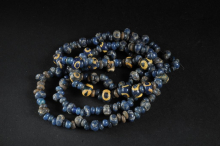 Stekleni izdelki, ki so v prazgodovini pokojne pospremili v onstranstvo