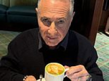 I got a 'selfie-ccino' just like Meghan Markle did at Los Angeles' Beverly Hills Hotel - it costs £9 a go and is usually reserved only for the VVIPs