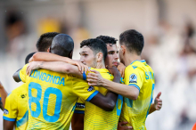 Ob 15.00: Koper - Aluminij; ob 17.30: Domžale - Celje