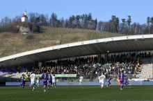 Ob 15. uri večni derbi Maribora in Olimpije