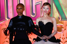 Ariana Grande bei Premiere bedrängt: Singapur schiebt Australier ab