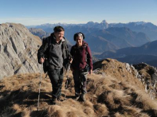 Ena bolj nenavadnih gorniških knjig, ki sporoča – svet je lep