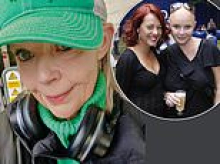 Gail Porter admits she's spending Christmas alone and says she 'needs a hug' in heartbreaking post before nineties TV co-star Sarah Cawood offers a helping hand