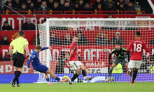 Pogledajte kako je Everton s igračem manje šokirao ManUtd; dobio crveni jer je ošamario suigrača