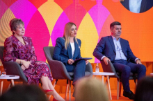 MINISTARKA STAMENKOVSKI NA KONFERENCIJI 