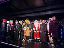 Council bosses accused of ignoring child with special needs for Christmas lights switch on to take selfies with So Solid Crew instead