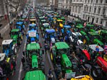 Farmers' fury as tractors banned from Budget day demonstration against Reeves' inheritance tax raid
