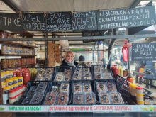 PASULJ, ŠUMSKO PILE, AJVAR... BOŽIĆNI POST POČINJE SUTRA, A PIJACE PUNE: Detaljna ponuda posnih namirnica, evo šta sve može da se kupi