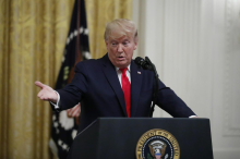 Sodnik v Georgii zavrgel obtožnico proti Trumpu zaradi izpodbijanja izida volitev 2020