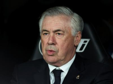 Še Ancelotti ga je toplo sprejel in mu ponudil roko, Riera pa prav nič?