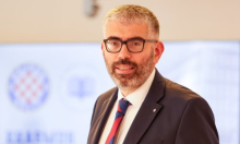 Predsjednik Hajduka razgovarao s direktorom Lokomotive, prišao im član Dinamove Uprave i bocnuo ih: 'Vi ste sad...'