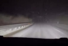 ZAVEJAN MILOŠ VELIKI! SNEG IZAZVAO KOLAPS ŠIROM SRBIJE: Saobraćaj otežan na ovim putnim pravcima, oglasio se RHMZ - ovi delovi NA UDARU tokom noći (VIDEO)