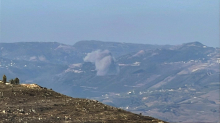 Izrael eno leto po premirju s Hezbolahom napadel južni Libanon