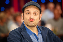 „Was guckst du?!“: Comedian Kaya Yanar beendet mit 52 seine Bühnenkarriere