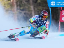 Kranjec na ciljni strmini zapravil stopničke, prvič zmagal Brennsteiner