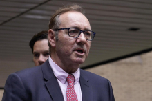 „Vorsätzlich angegriffen“: Drei Männer verklagen Kevin Spacey wegen sexueller Übergriffe