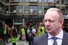 NOVA FAZA BLOKADERSKOG RATA! Đilasovi simpatizeri ustali protiv plenumaša: Kažu fali još samo da uvedu KAZNU STRELJANJA! (FOTO)