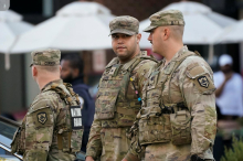 ZDA po napadu na pripadnika nacionalne garde ustavile vse odločitve o vlogah za azil