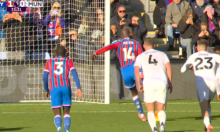 Pogledajte bizaran penal zvijezde Crystal Palacea: Zbog novog pravila ga morao ponovno izvoditi