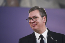 DOK JE VUČIĆ TU PENZIJE ĆE RASTI! Sjajne vesti za najstarije građane: Isplata uvećanih penzija pre Badnjeg dana, predsednik najavio NOVA POVEĆANJA