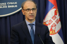 PREMIJER MACUT SA MINISTROM DEJANOM VUKOM STANKOVIĆEM: Tema sastanka realizacija nastave novoj školskoj 2025/2026. godini