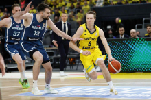 Švedska - Slovenija 42:49 (polčas)