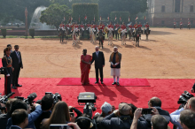 Putin v Indiji: Naši gospodarstvi rasteta, zato je tudi priložnosti za sodelovanje vse več