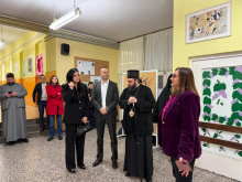 Fondacija Sveta Petka svečano uručila donaciju: 10 laptopova stiglo osnovcima škole 