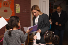 MINISTARKA STAMENKOVSKI U BANJI KOVILJAČI: Obezbeđen dodatni prostor za decu sa smetnjama u razvoju i njihove roditelje