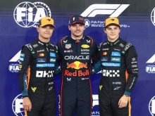 Verstappen vrši pritisk, na štartu zadnje dirke pred McLarnoma
