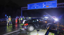 Verkehr: Unfall auf A1 - Acht Verletzte in mehreren Autos