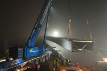 Spektakel mitten in der Nacht, als Murbrücke auf der A2 entfernt wurde