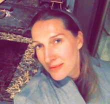 OD VATRENOG KRITIČARA DO PROMOTERKE USPEŠNIH PROJEKATA VUČIĆEVE VLASTI Marija Tarlać ipak priznala da se Srbija razvija u pravom pravcu!