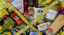 Vino, formaggio & CO. Il falso made in Italy vale 120 miliardi. La minaccia dagli Usa