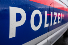 27-Jähriger baute Unfall, Mutter gab sich als Fahrer aus