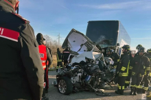 Maniago: Ein Toter und fünf verletzte Schüler bei Busunfall