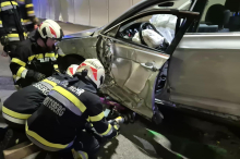 Unfall: Zwei Autos kollidierten in der Unterflurtrasse in Voitsberg