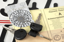 In ÖAMTC-Prüfstelle: Mechaniker vergab Pickerl für 285 Schrottautos 