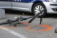 Unfall in Graz: Radfahrerin (84) von Pkw angefahren und verletzt